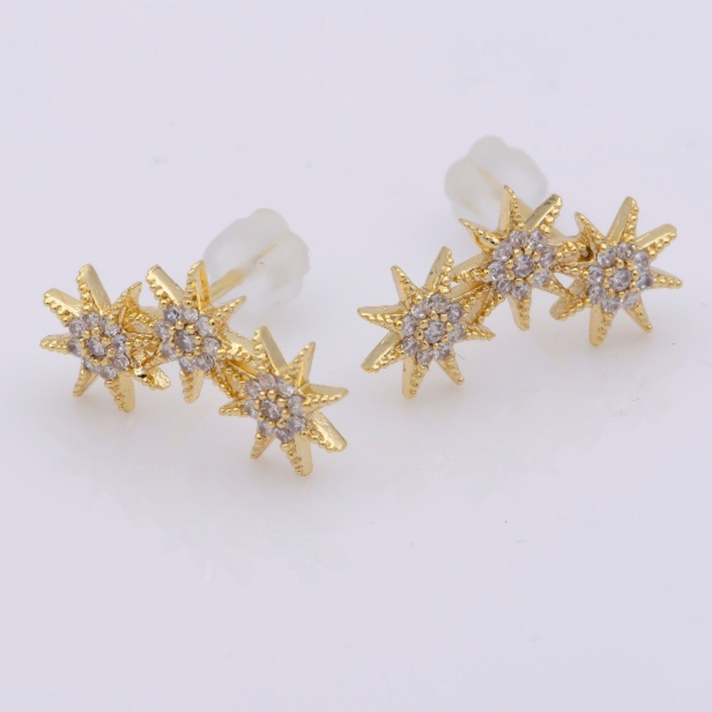 Dainty North Star Stud Earrings